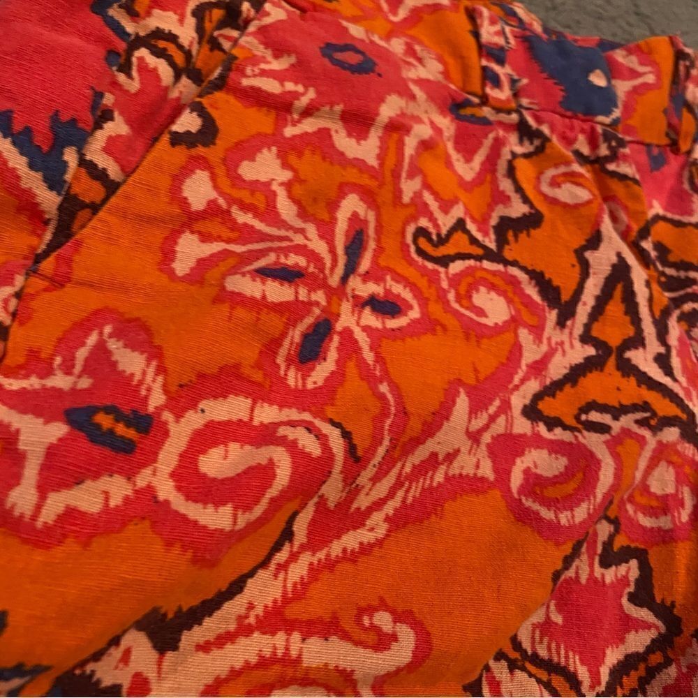 Loft Linen Shorts  - Picture 4 of 9